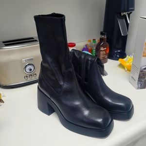 Vagabond Brook Boots